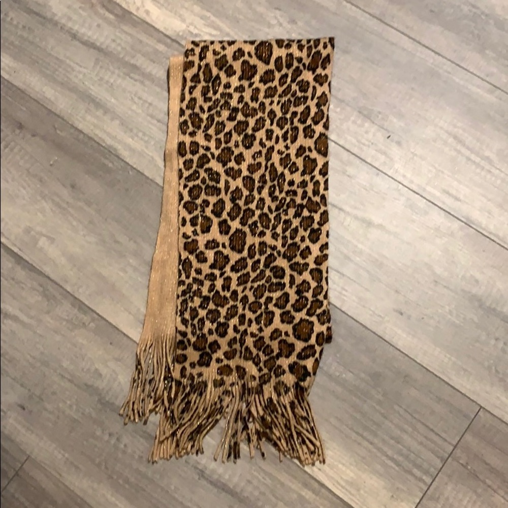 Cute scarf